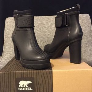 ISO Sorel Medina III Rain Boots